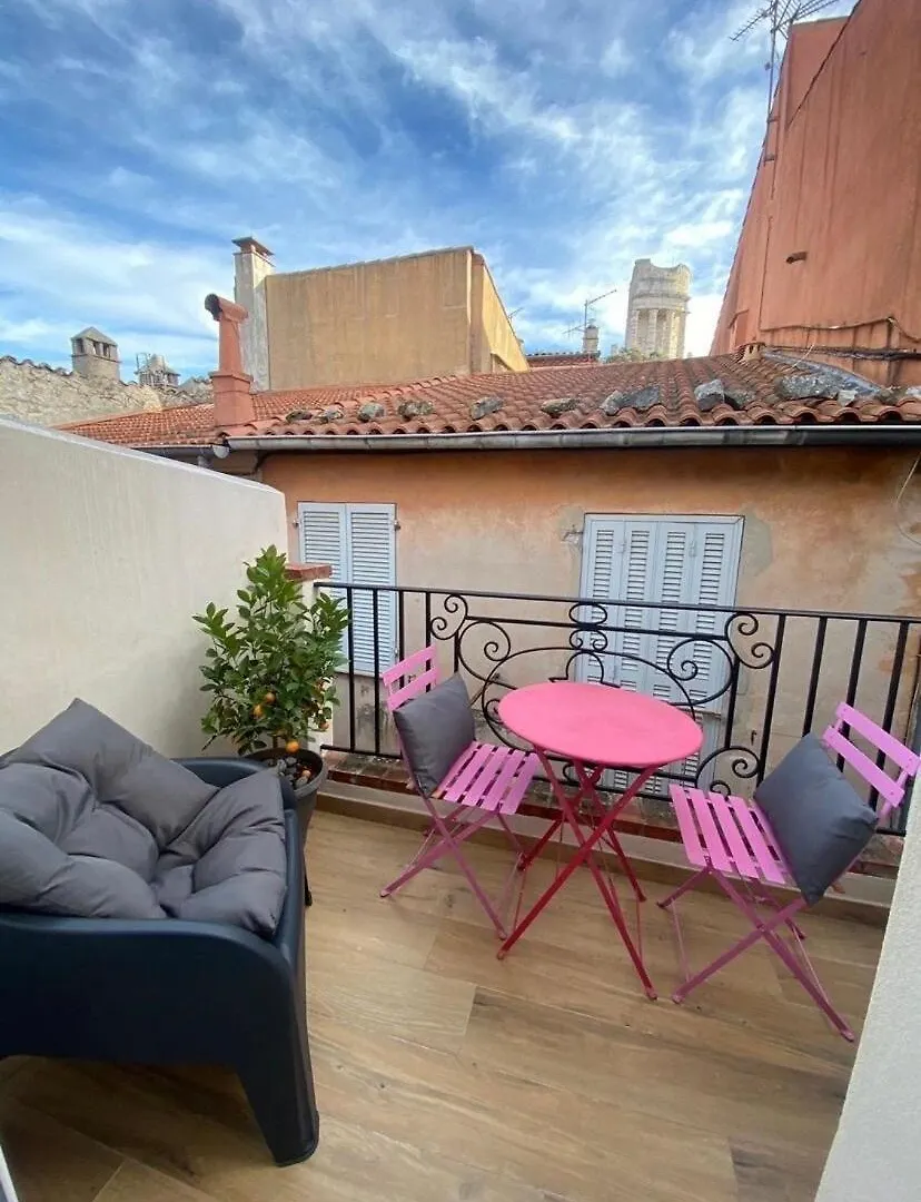 Holiday home Maison De Village - Climatisee - Avec Terrasse La Turbie